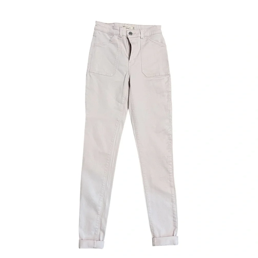 Levi's Women's 721 High Rise Skinny Jeans in Light Pink - Picture 3 of 9